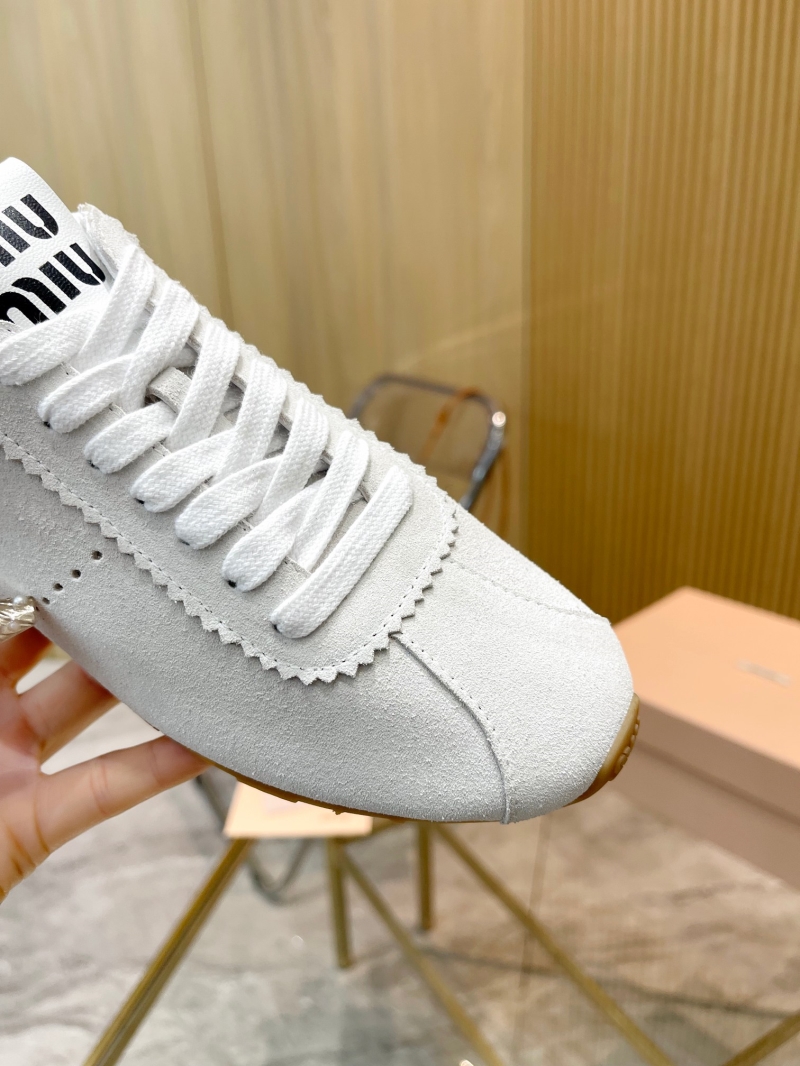 Miu Miu Casual Shoes